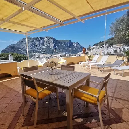 Apartment Private Sea View Con Terrazza E Giardino