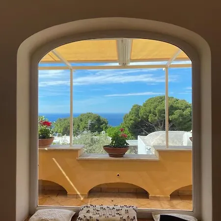 Private Sea View Con Terrazza E Giardino Apartamento