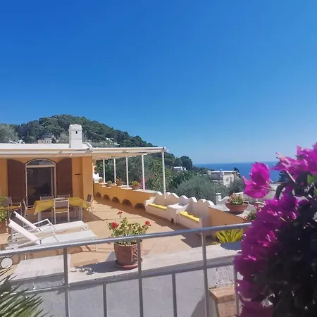 Private Sea View Con Terrazza E Giardino