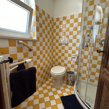 Private Sea View Con Terrazza E Giardino Κάπρι