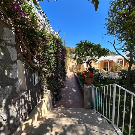 דירה Private Sea View Con Terrazza E Giardino