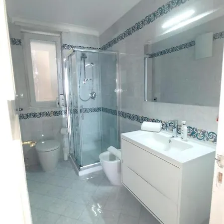 Private Sea View Con Terrazza E Giardino Apartment