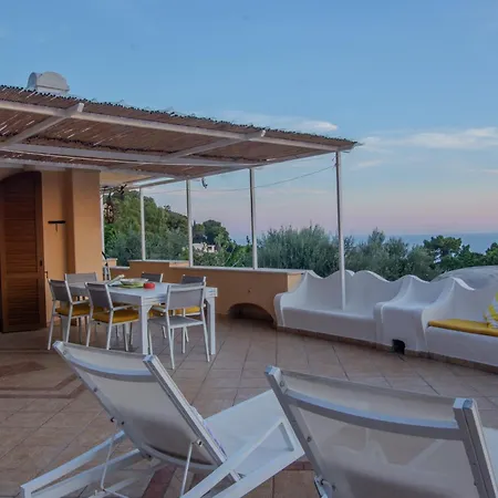 דירה Private Sea View Con Terrazza E Giardino *