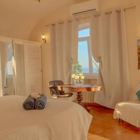 Private Sea View Con Terrazza E Giardino Apartment