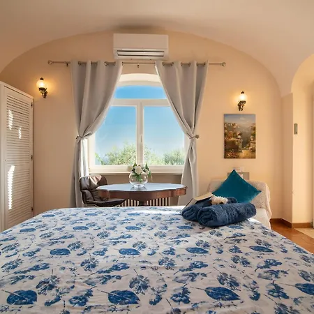 Private Sea View Con Terrazza E Giardino Apartamento *