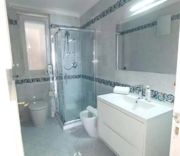 Private Sea View Con Terrazza E Giardino Appartement